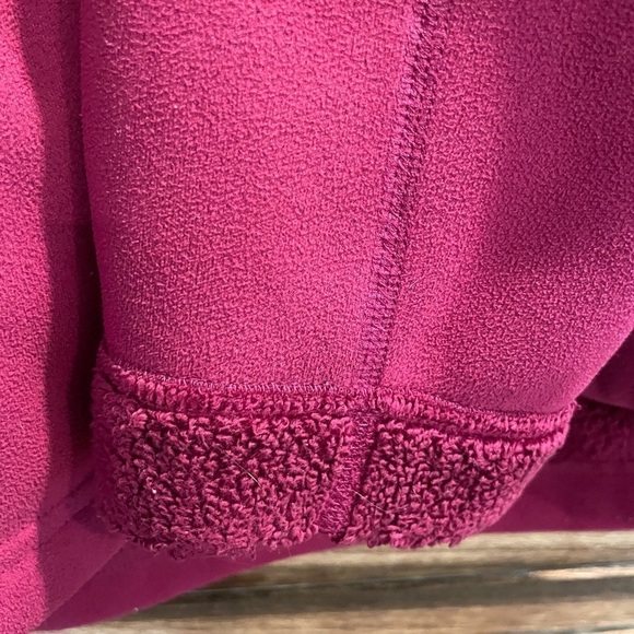Women’s Marmot Hooded Fleece - Picture 4 of 8